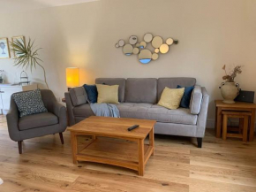 3 Bedroom House with Parking and Garden